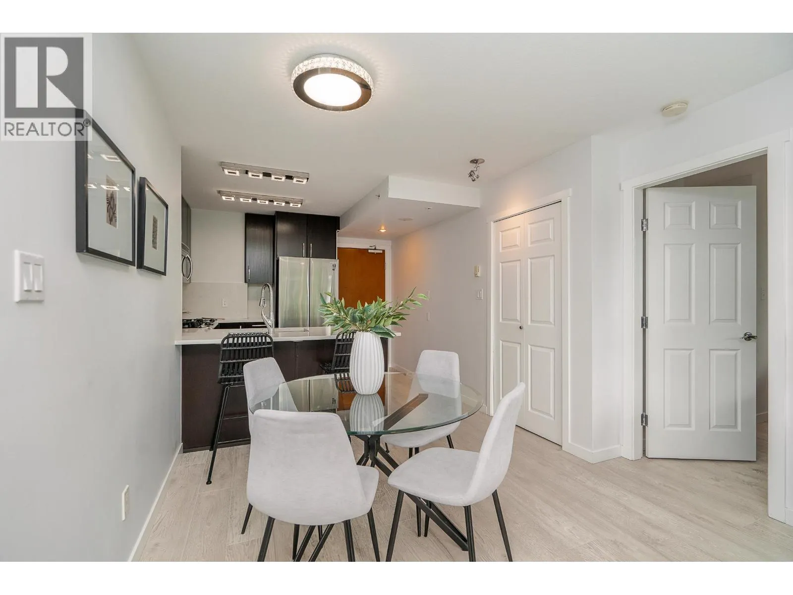 302 651 NOOTKA WAY