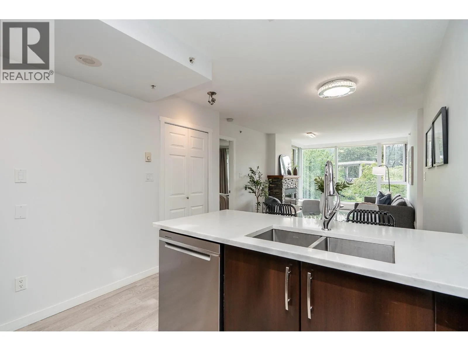 302 651 NOOTKA WAY