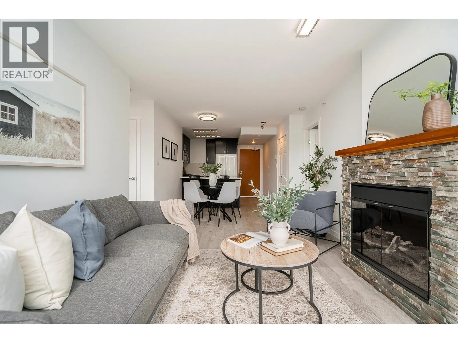 302 651 NOOTKA WAY