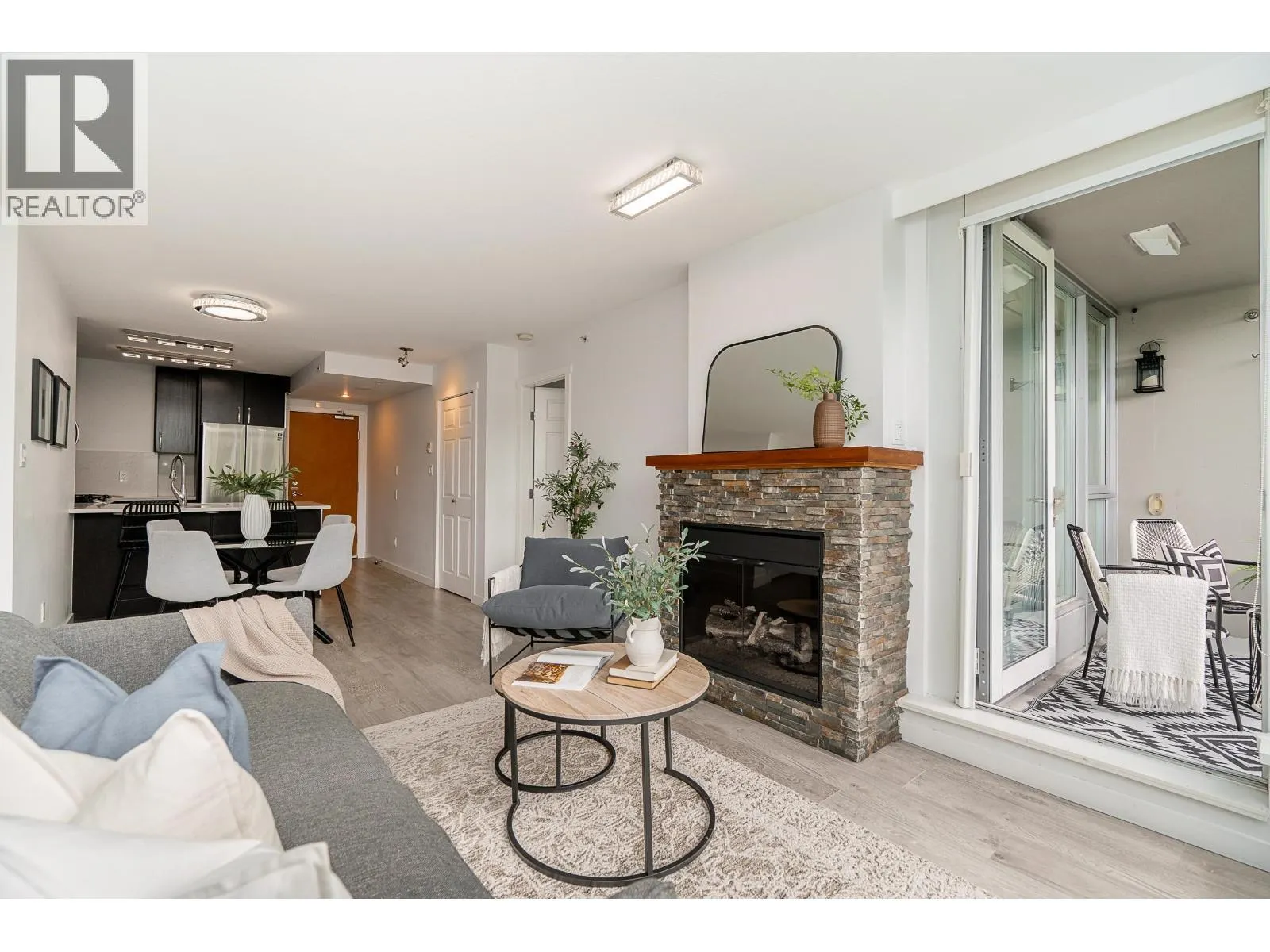302 651 NOOTKA WAY