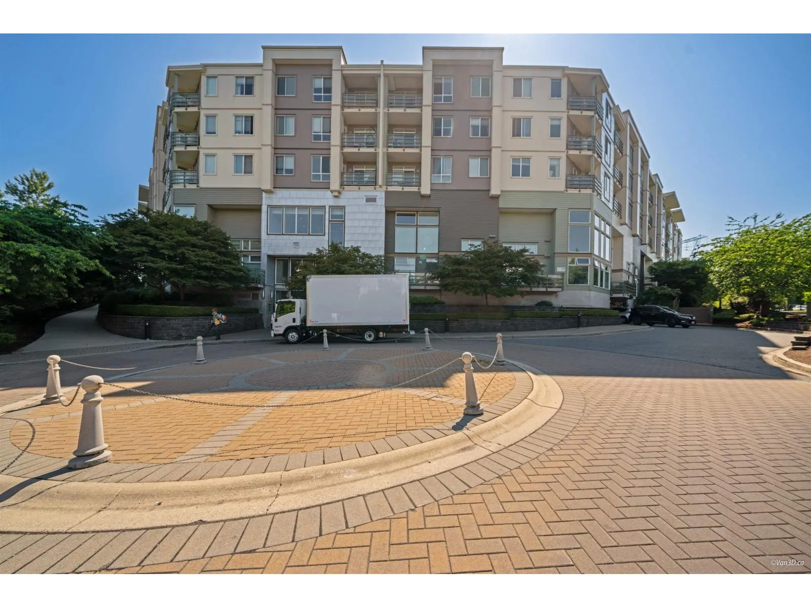 210 15850 26 AVENUE