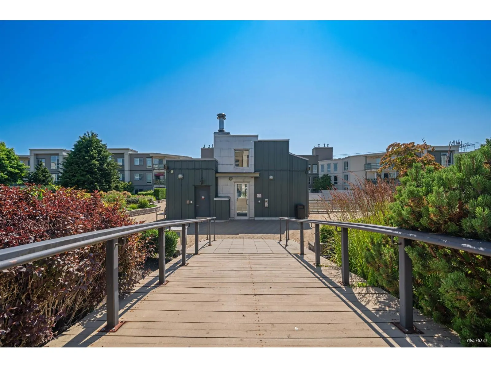 210 15850 26 AVENUE