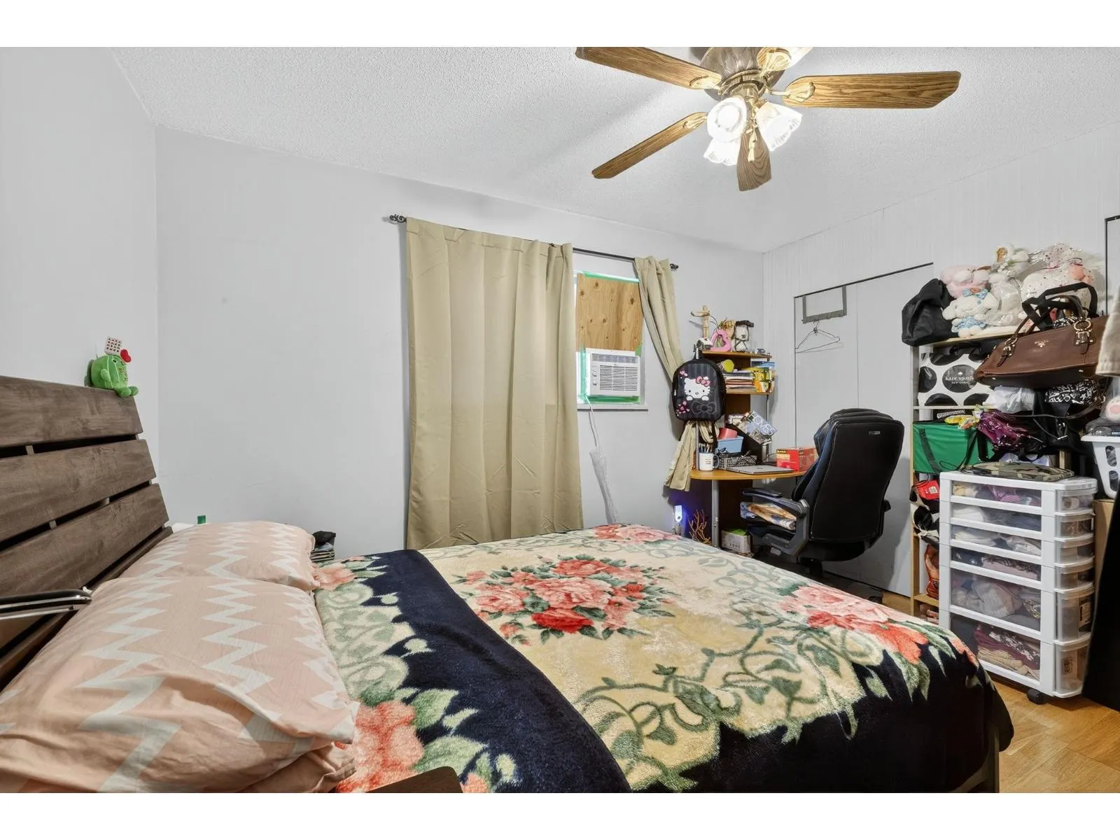 7886 140 STREET