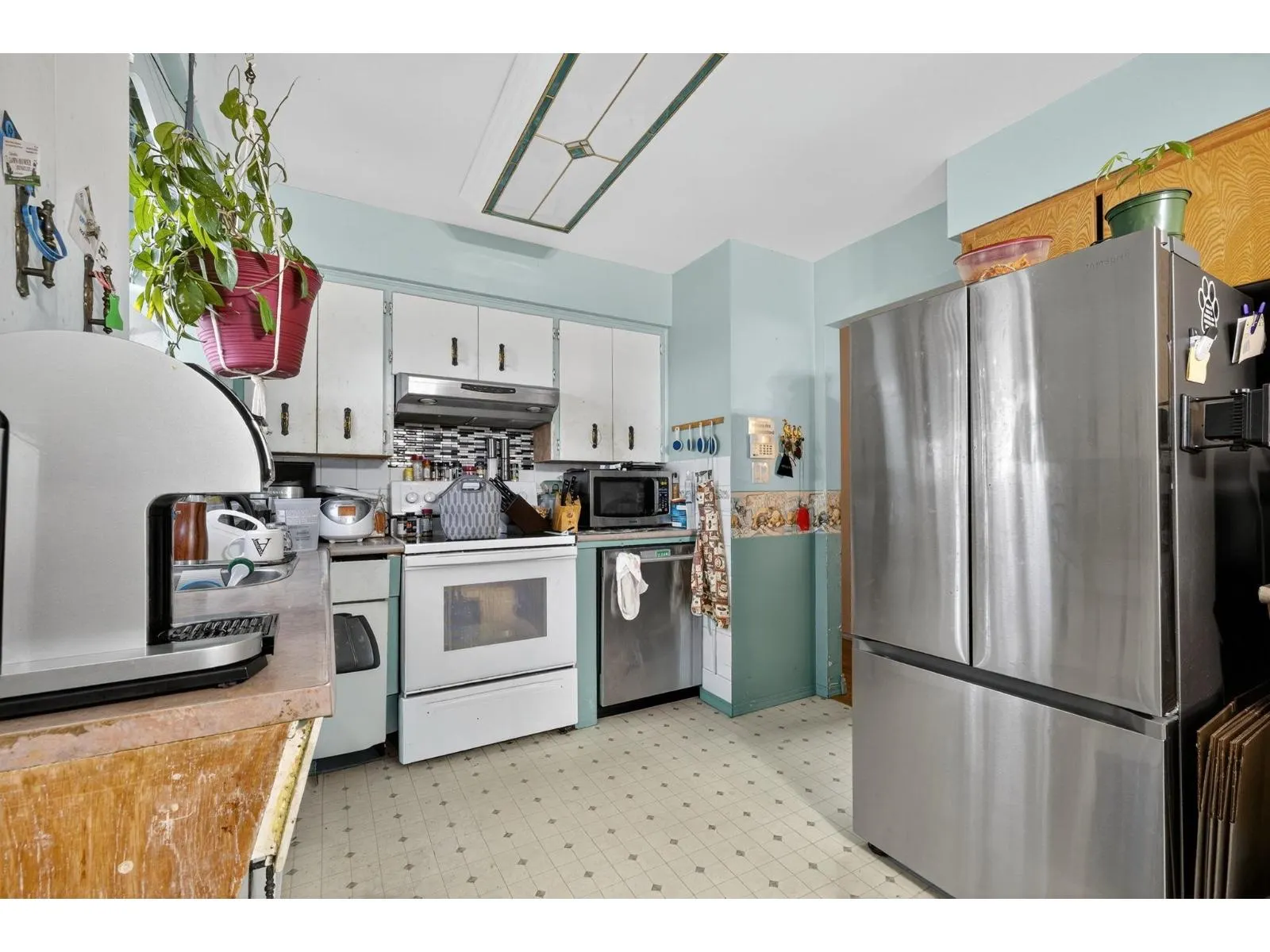 7886 140 STREET