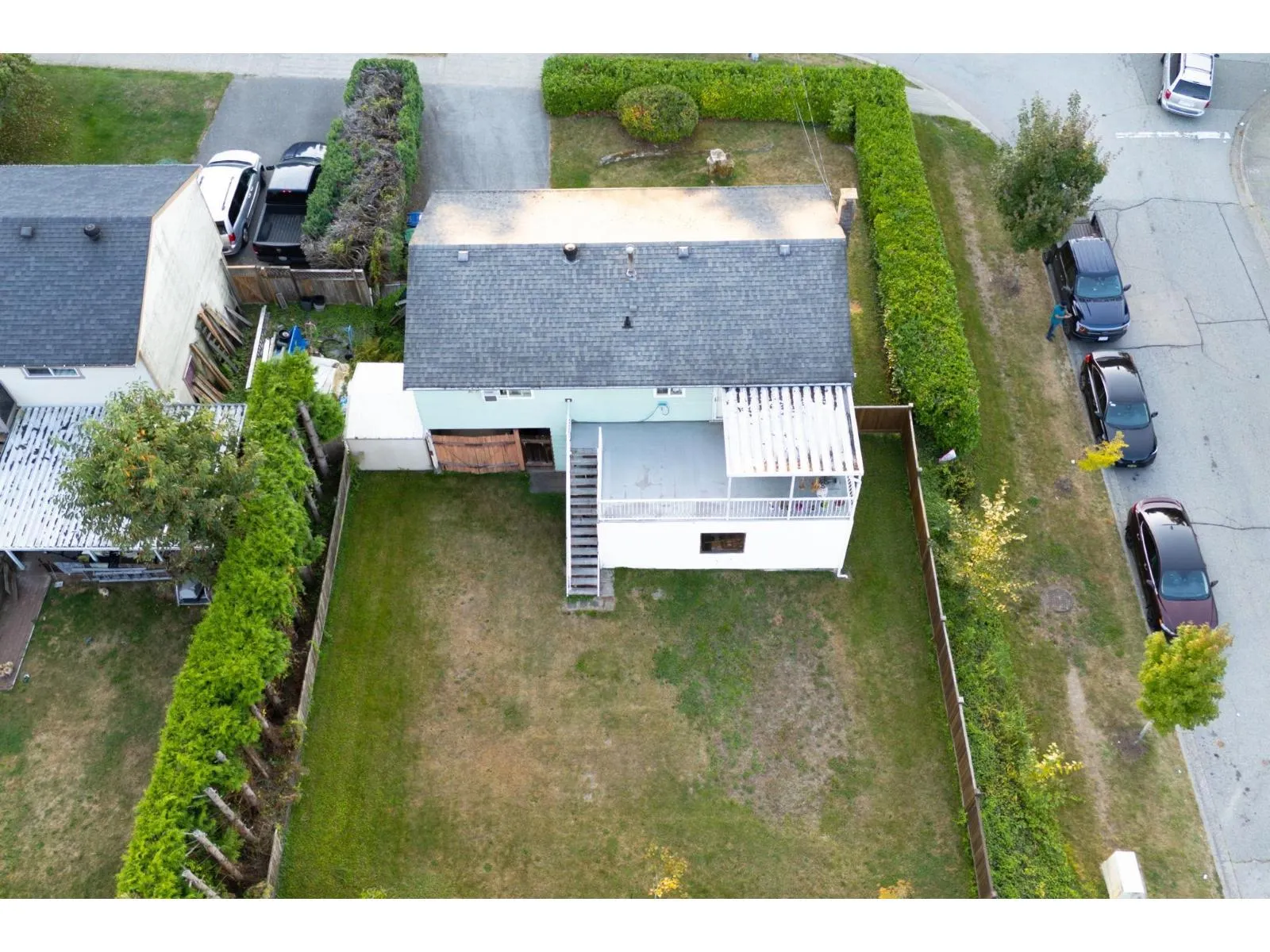 7886 140 STREET