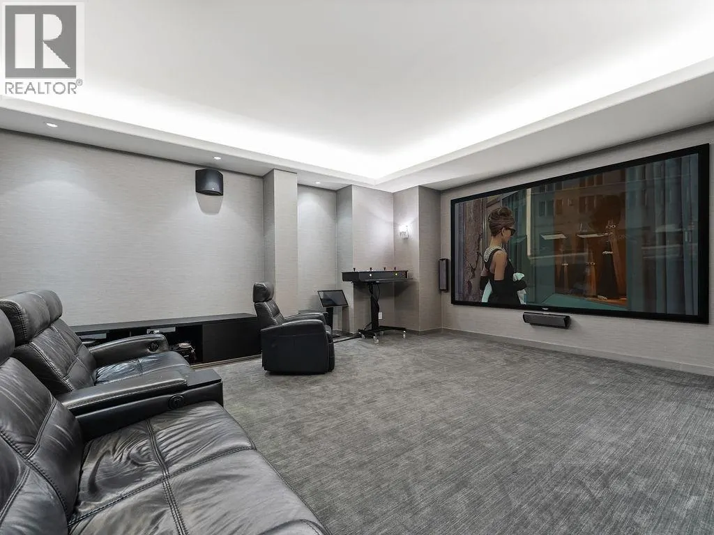 375 HIDHURST PLACE