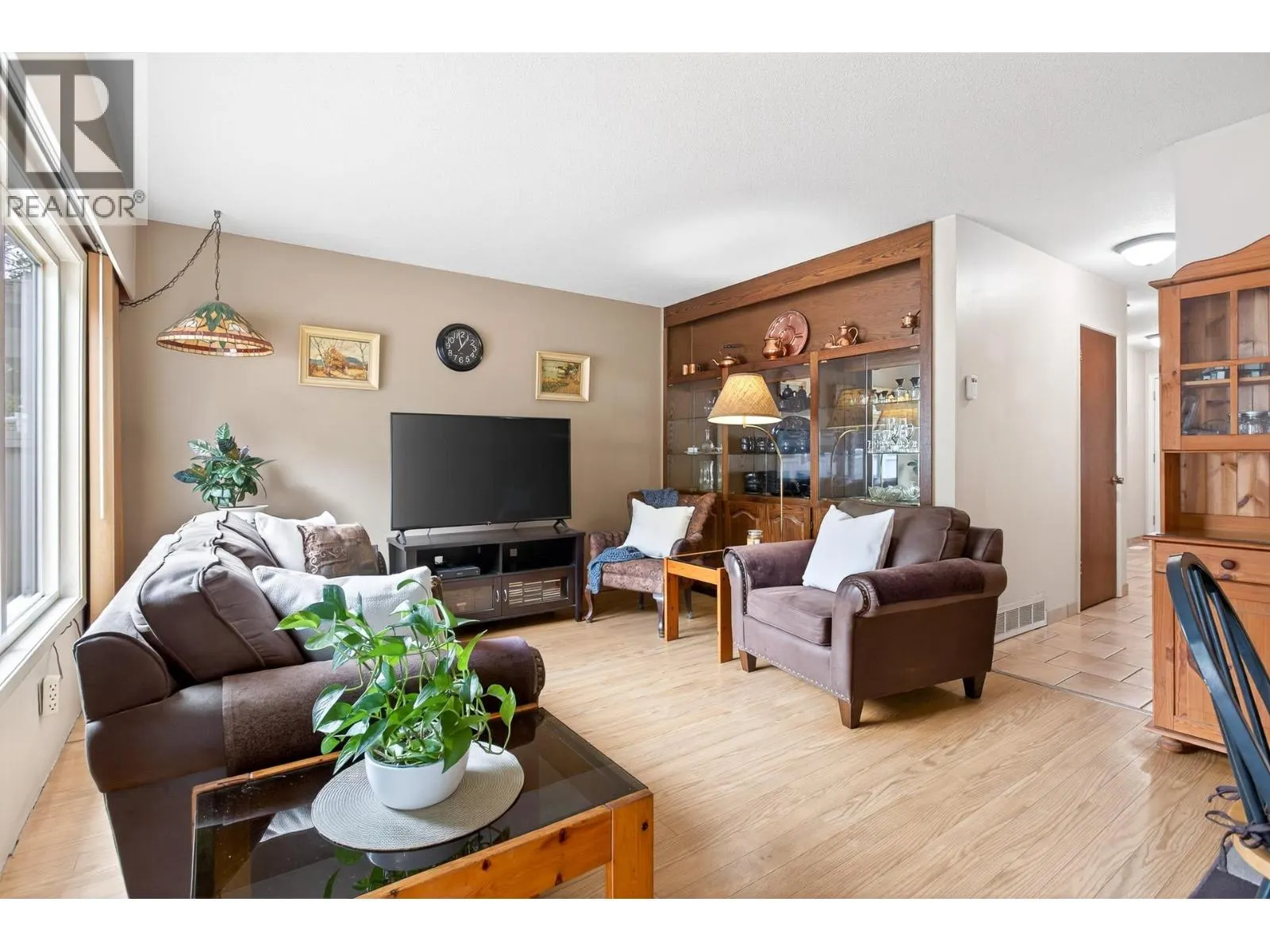 7 3046 COAST MERIDIAN ROAD