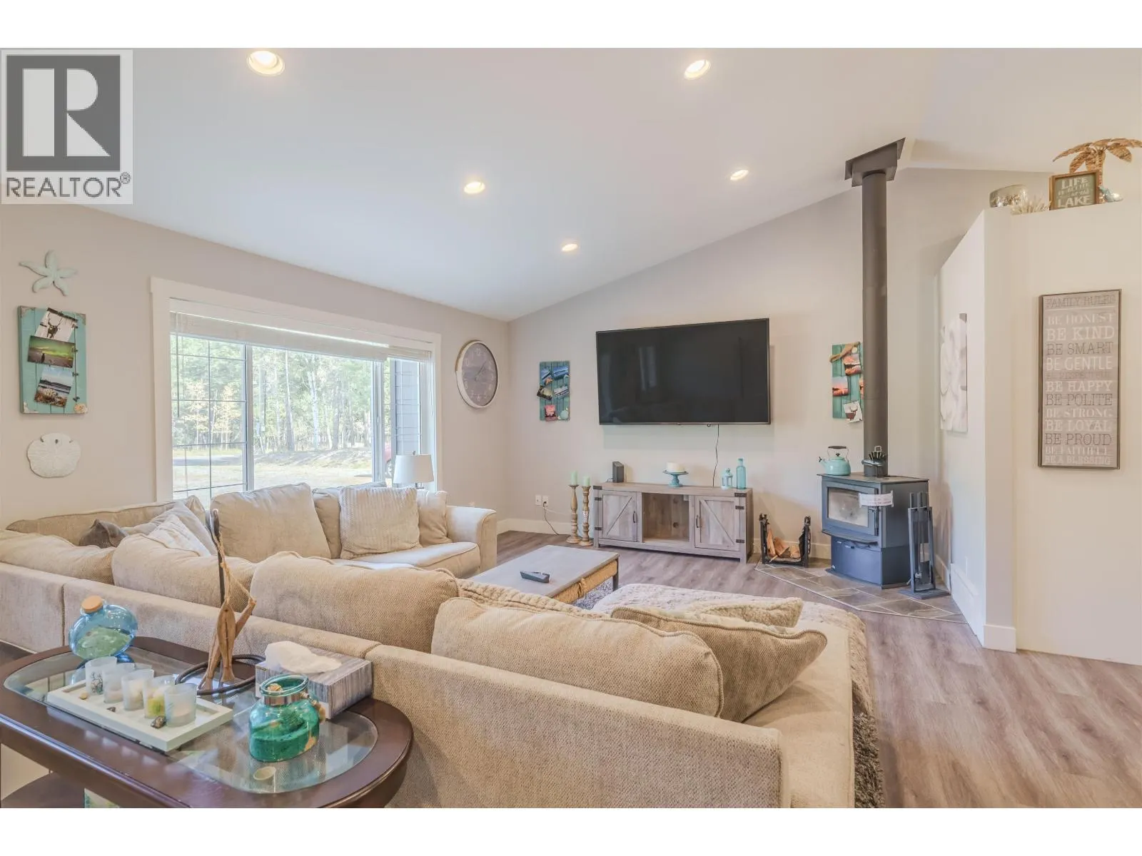 5310 KALLUM DRIVE