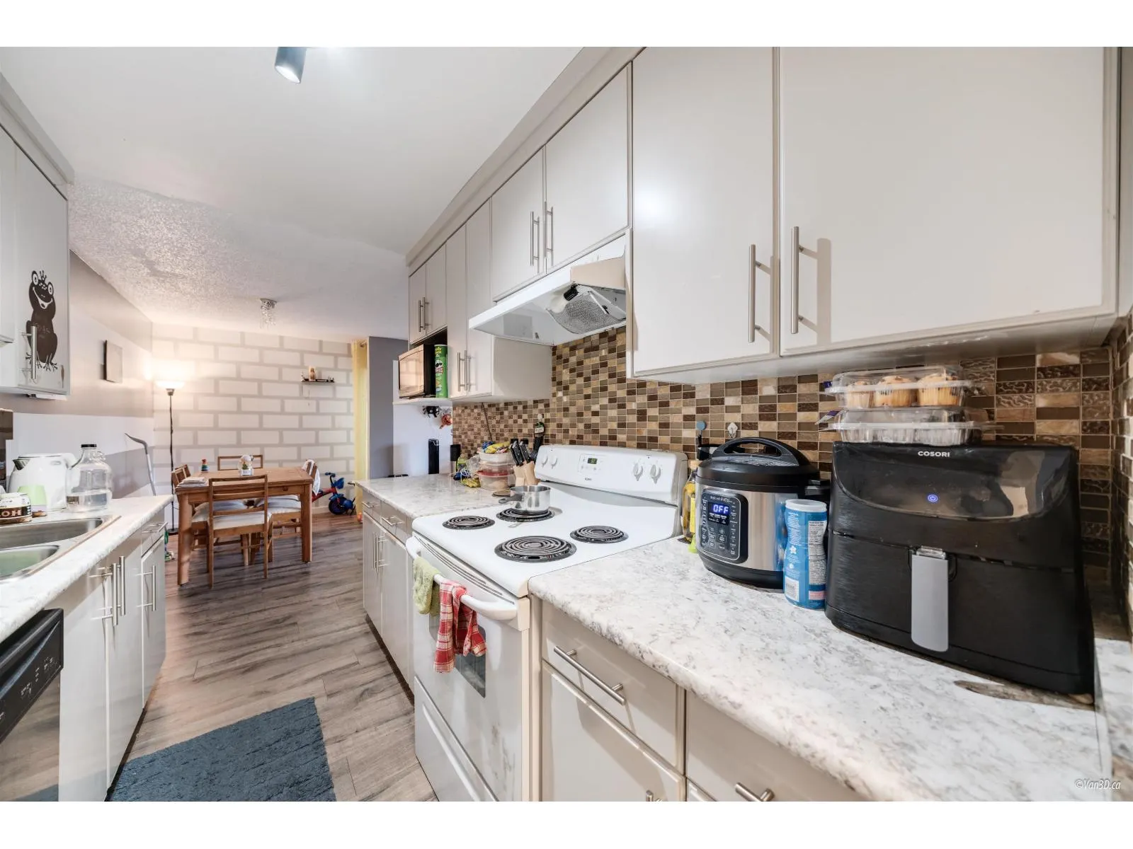 201 14925 100 AVENUE