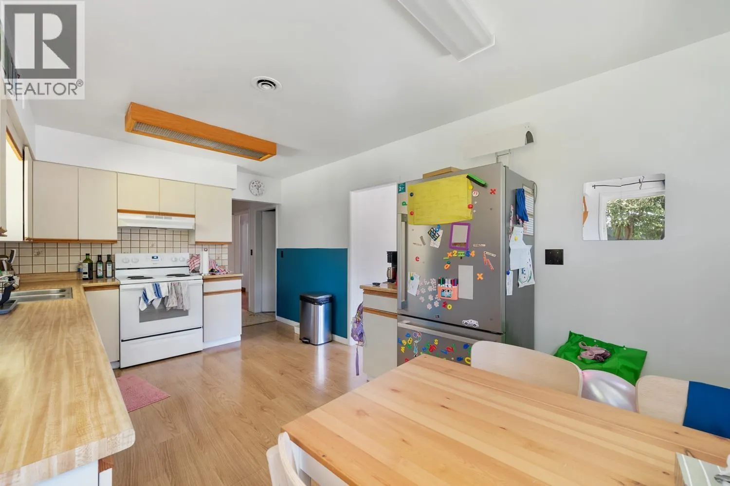 4010 SUNNYCREST DRIVE