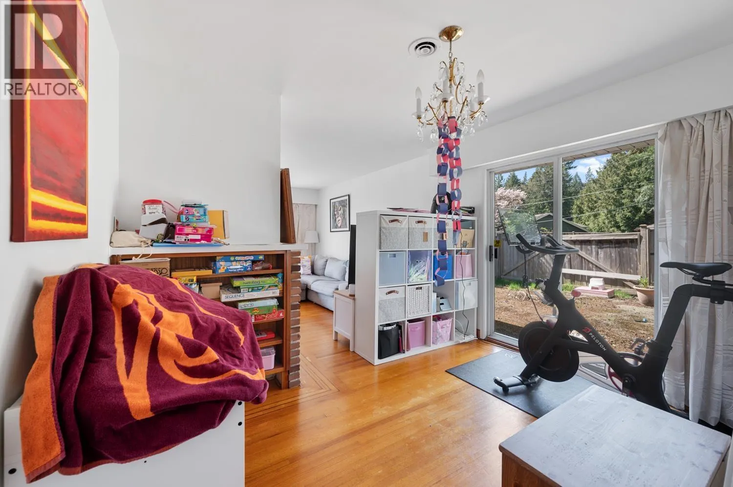 4010 SUNNYCREST DRIVE