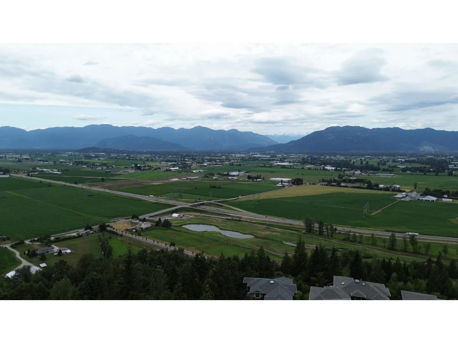 242 51075 FALLS COURT|Eastern Hillsides