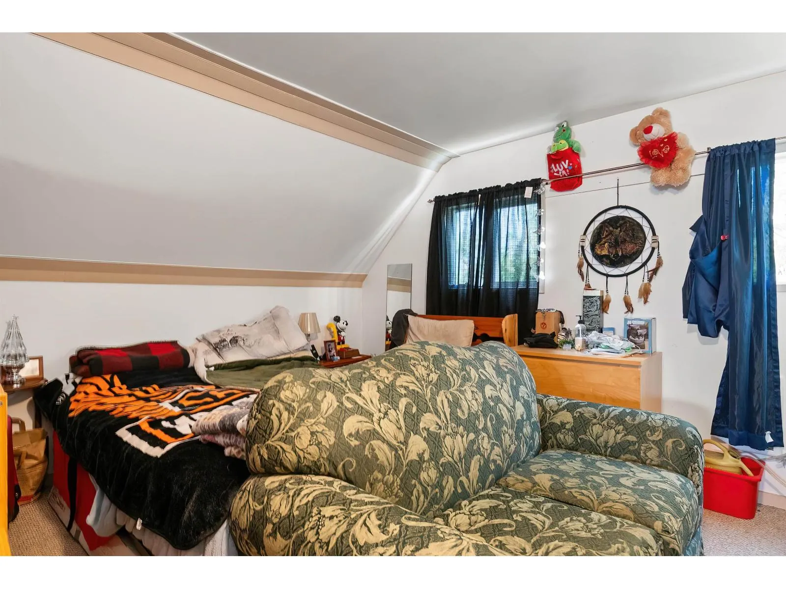 709 7TH AVENUE|Hope