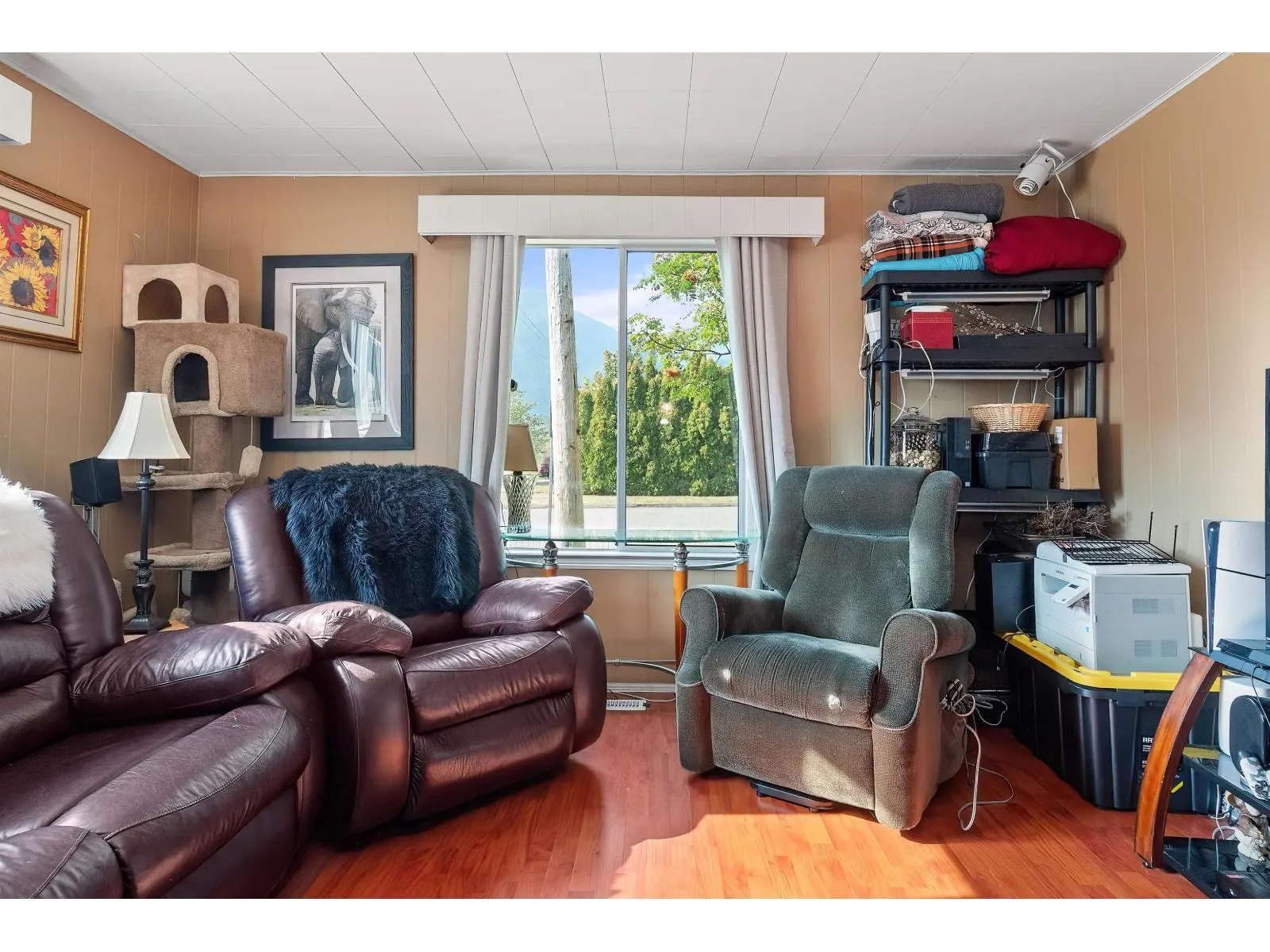 709 7TH AVENUE|Hope