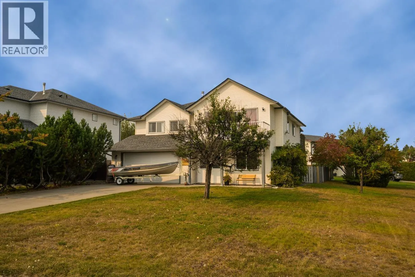 927 CLARE CRESCENT