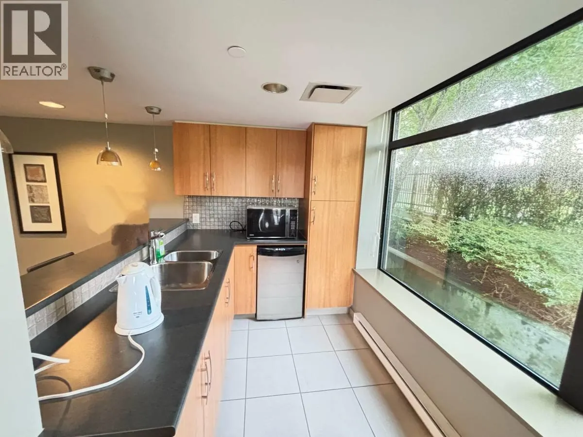 1503 6351 BUSWELL STREET
