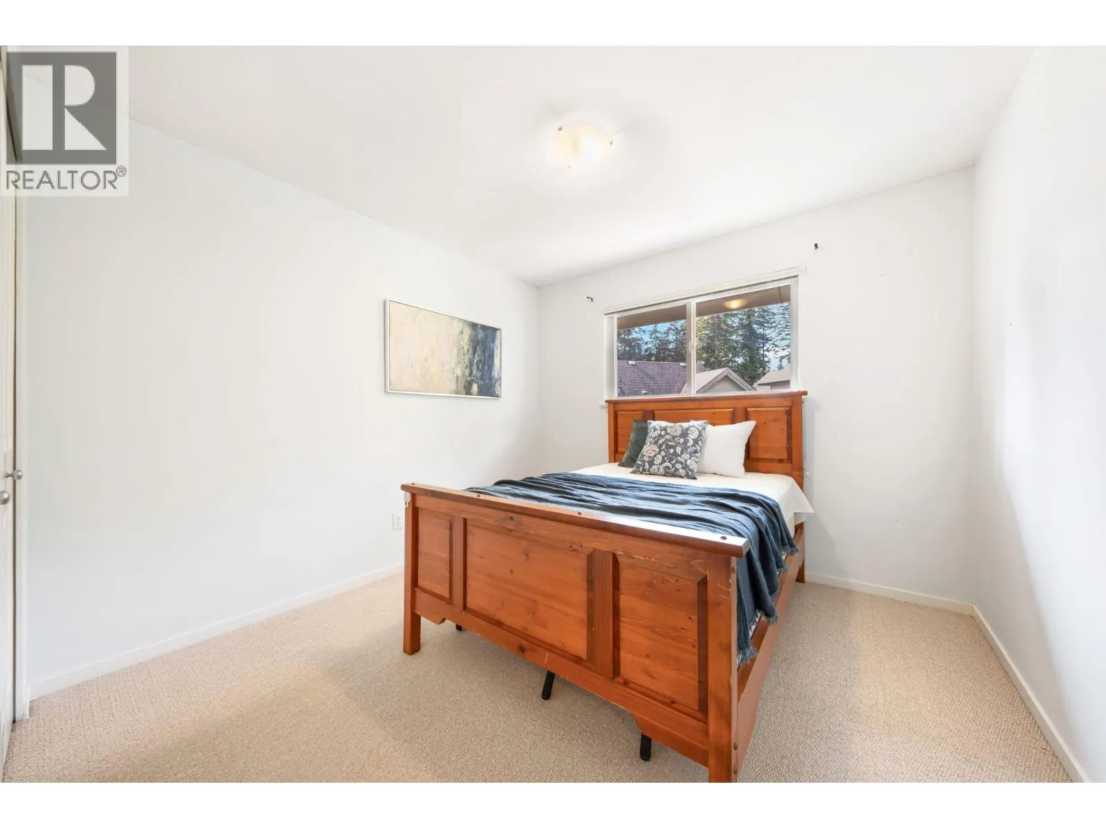 513 FOREST PARKWAY