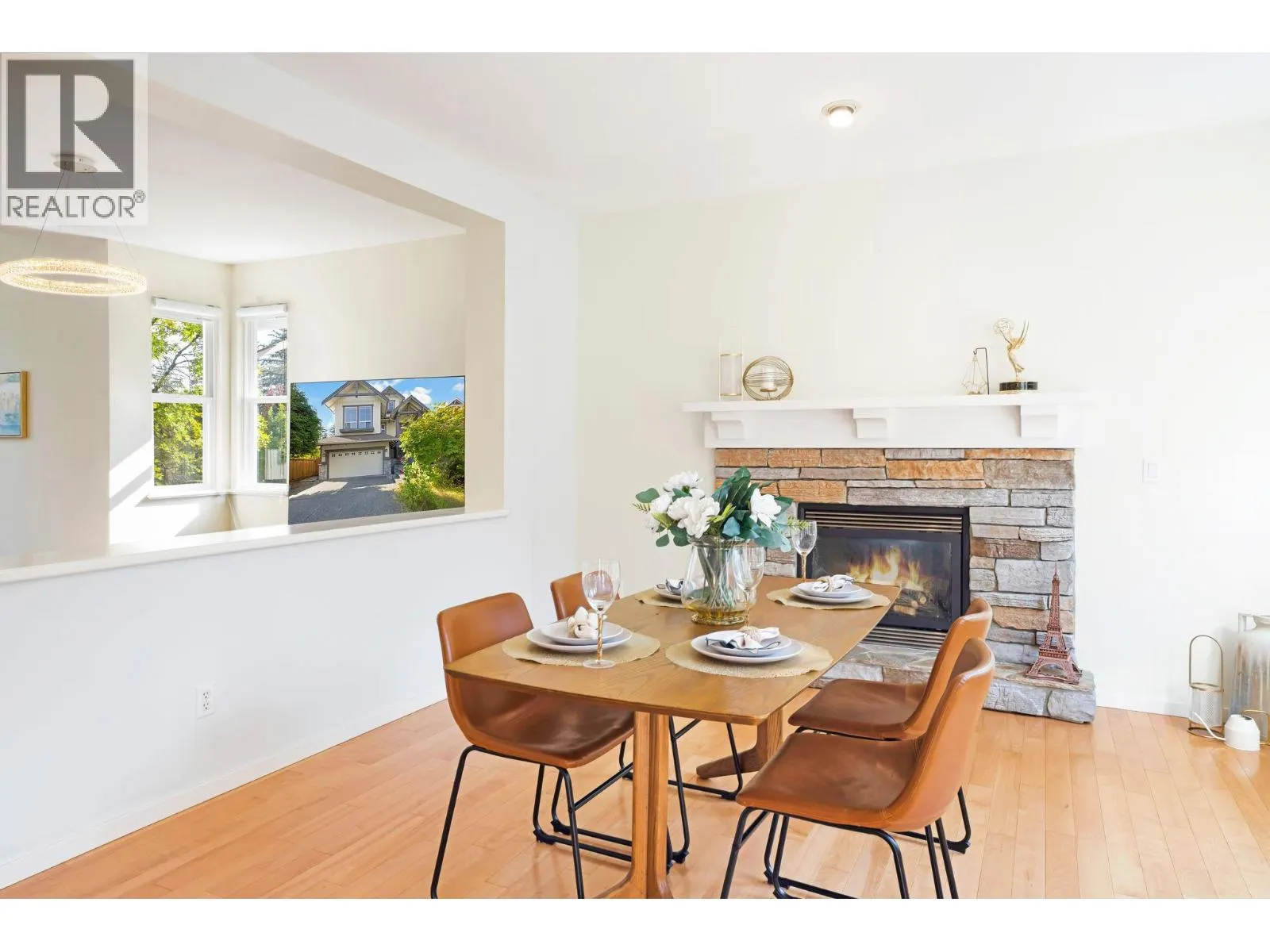 513 FOREST PARKWAY
