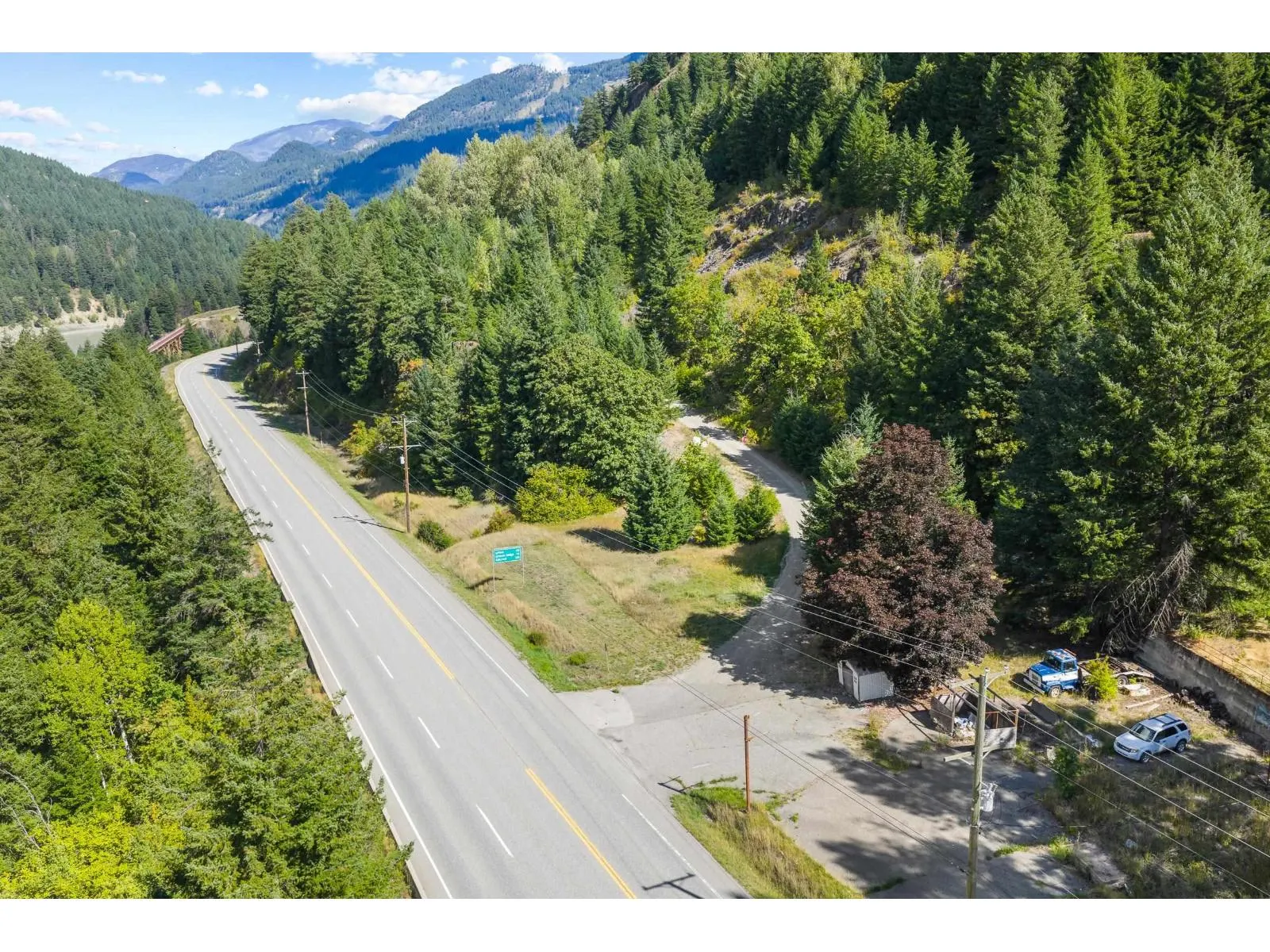 49300 TRANS CANADA HIGHWAY|Fraser Canyon