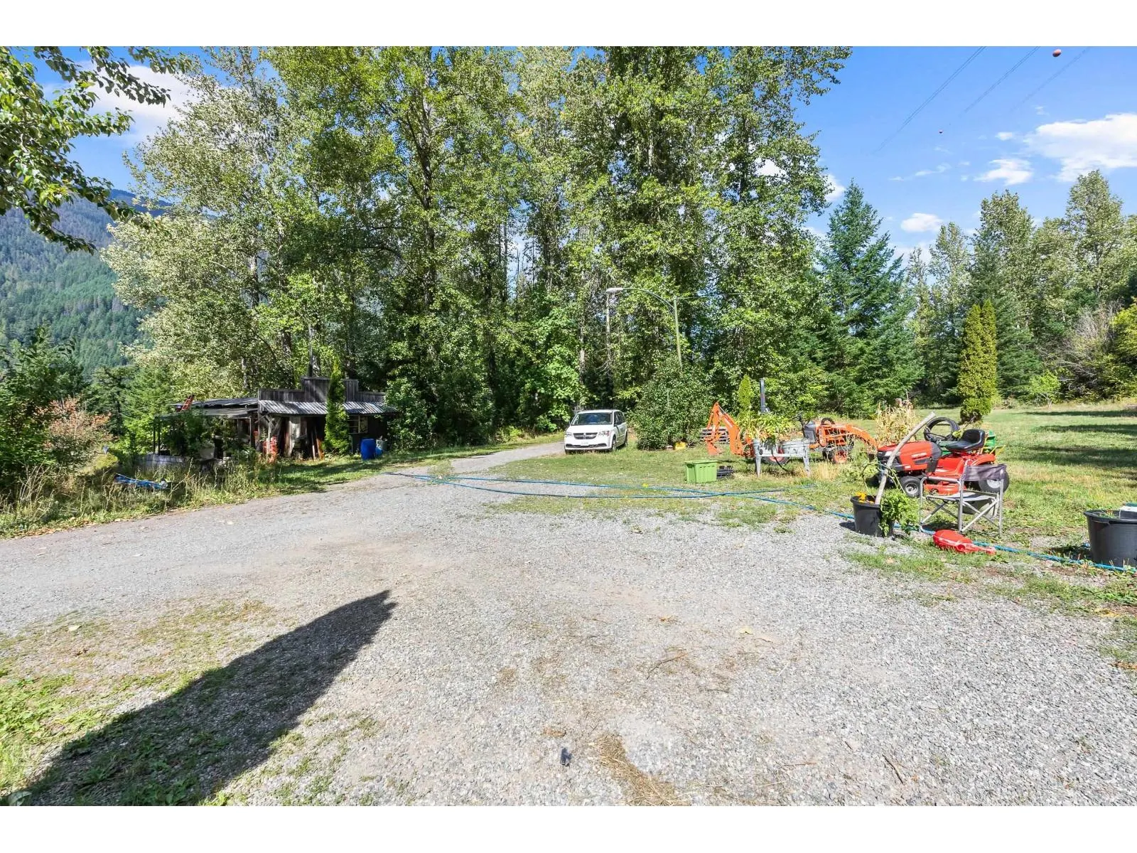 49300 TRANS CANADA HIGHWAY|Fraser Canyon