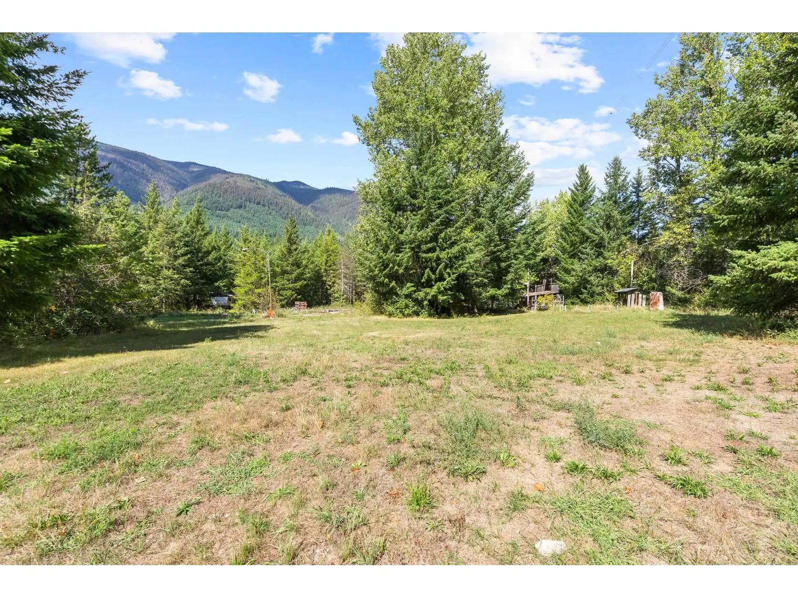 49300 TRANS CANADA HIGHWAY|Fraser Canyon