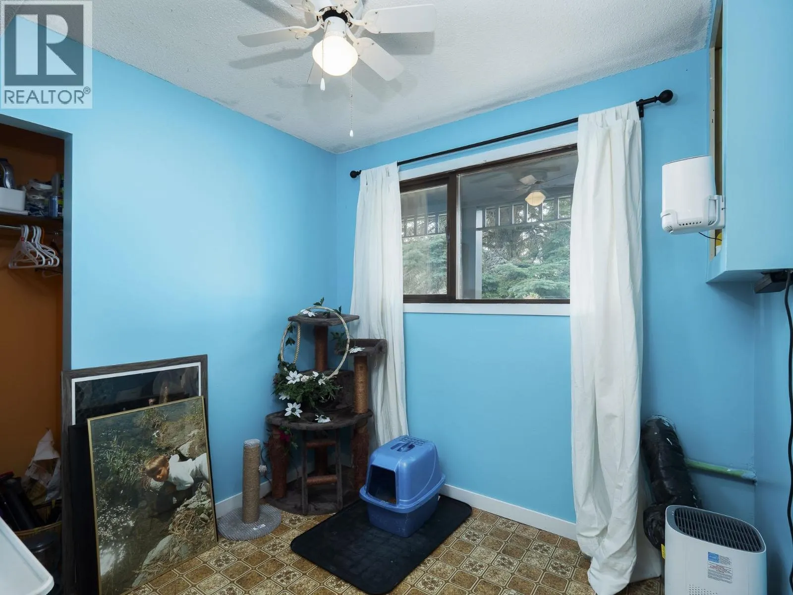 3012 BERWICK DRIVE