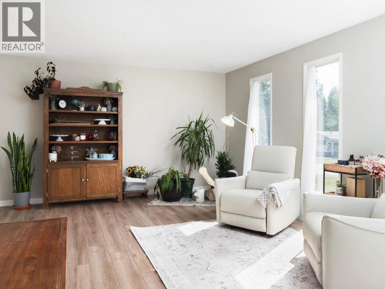 3012 BERWICK DRIVE