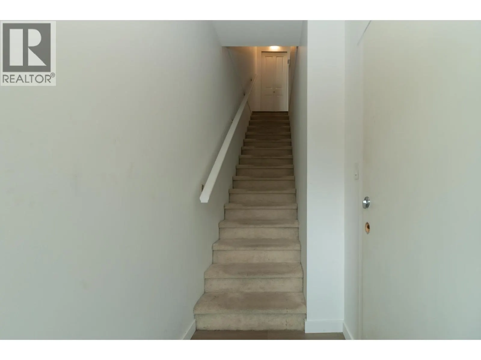 1220 GRANITE DRIVE