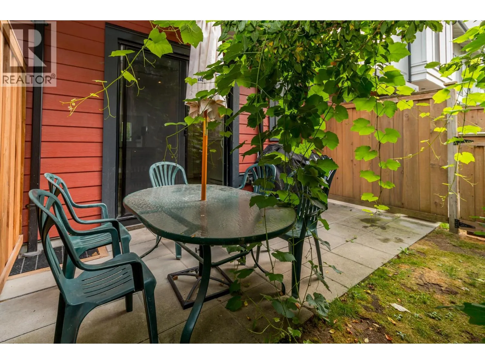 1220 GRANITE DRIVE