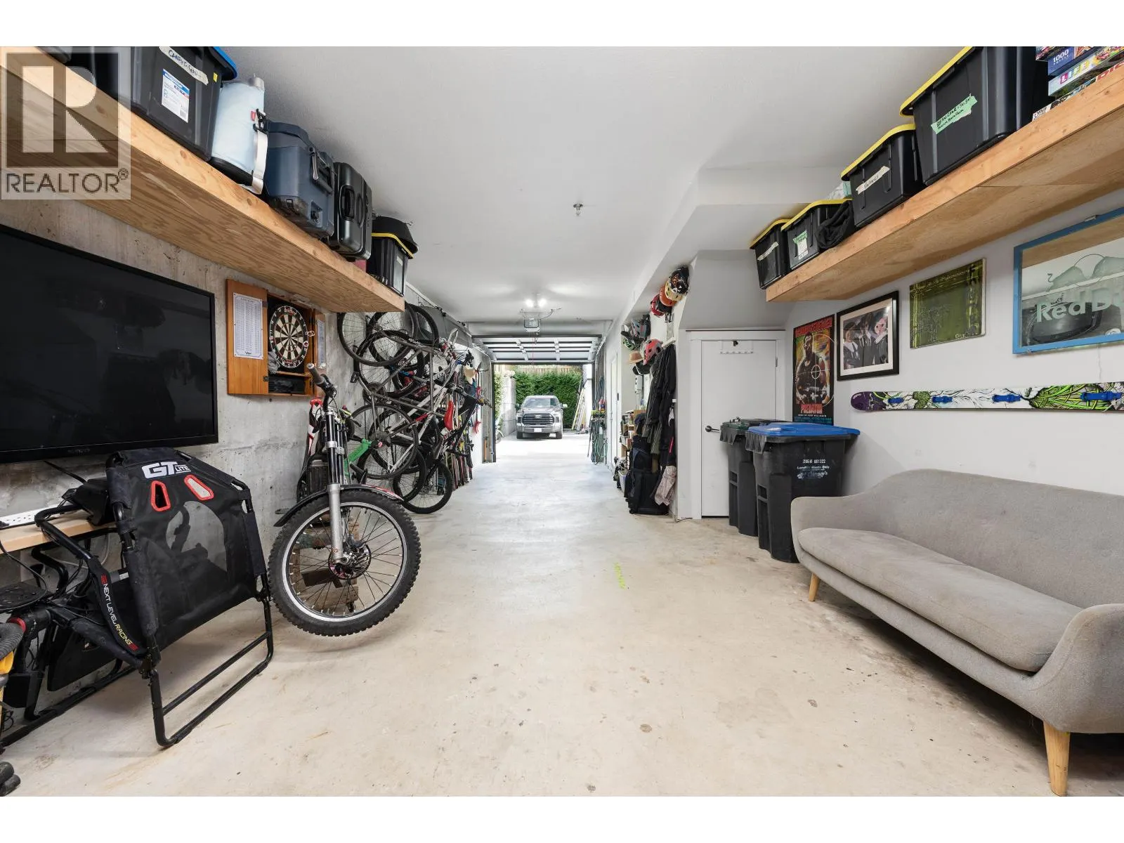 1218 BRANDYWINE DRIVE