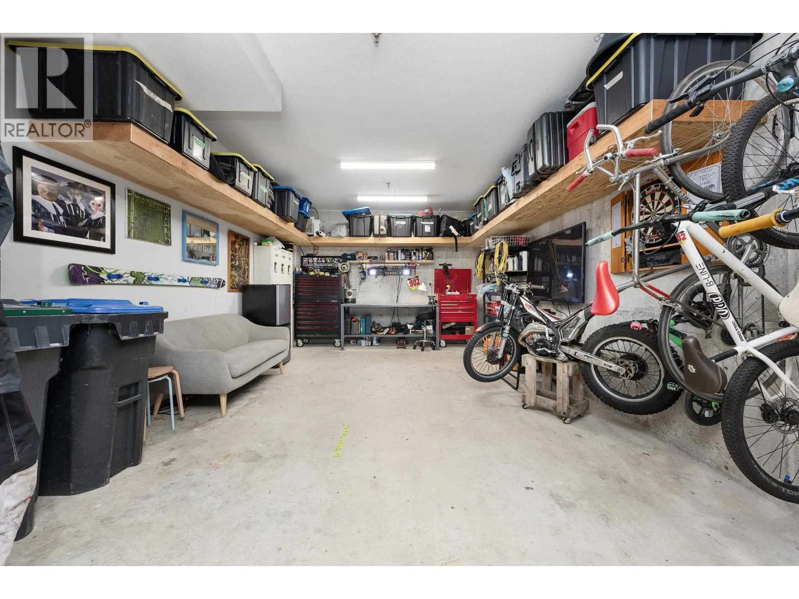 1218 BRANDYWINE DRIVE