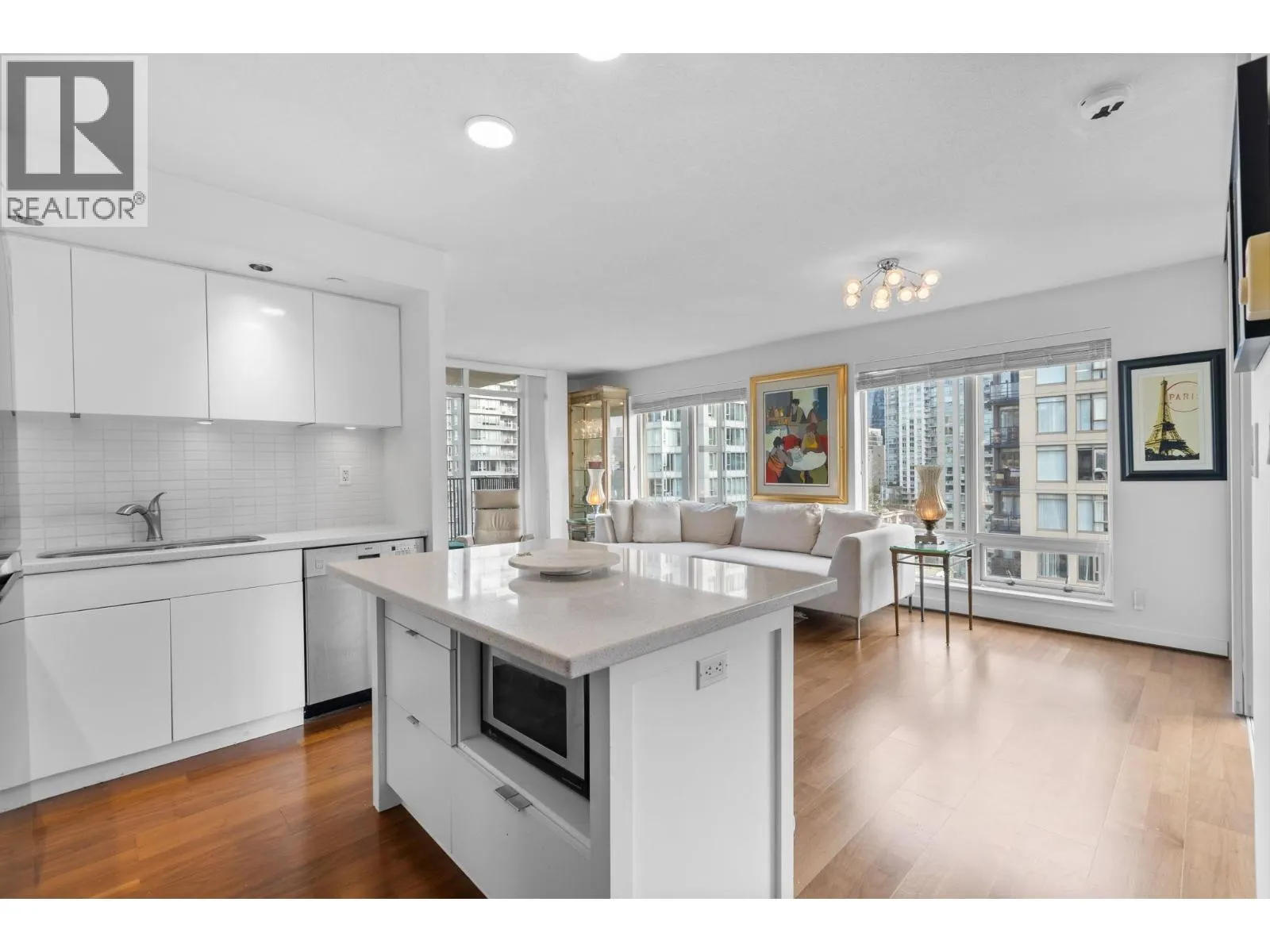 1805 1055 HOMER STREET