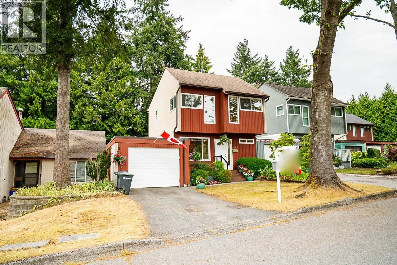 4863 HICKORY COURT