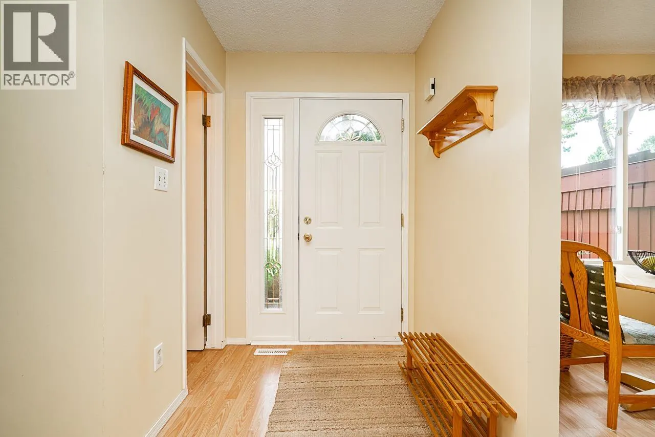 4863 HICKORY COURT