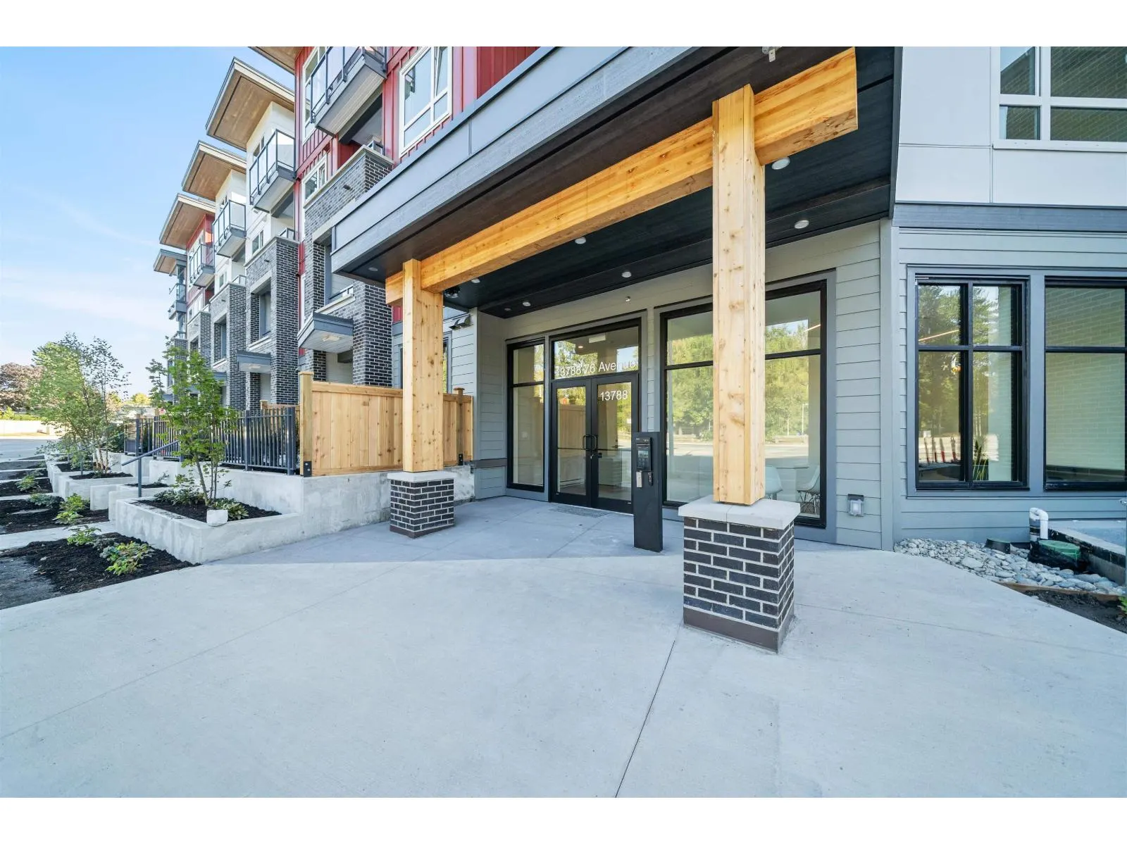 317 13788 76 AVENUE