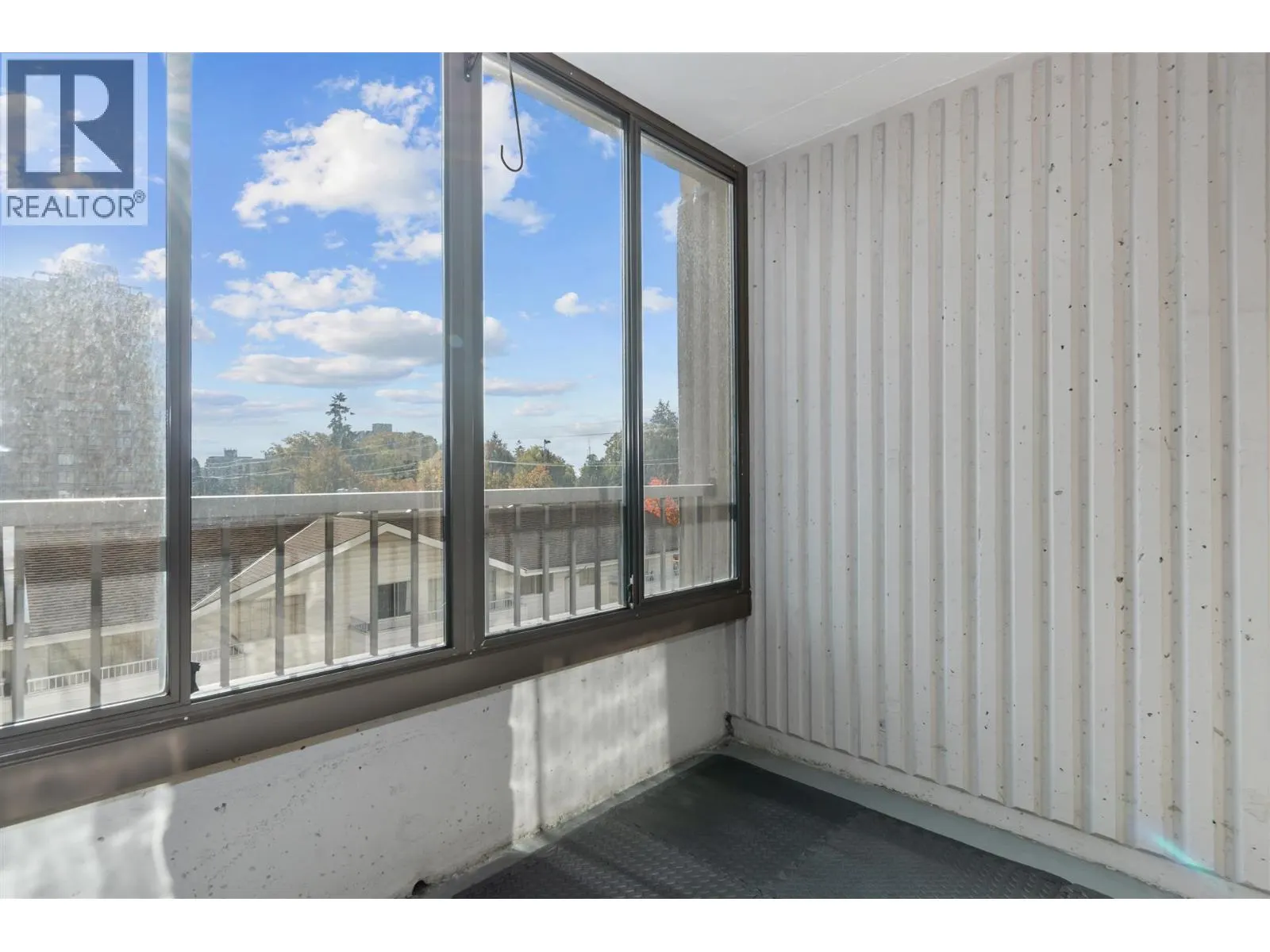 505 740 HAMILTON STREET