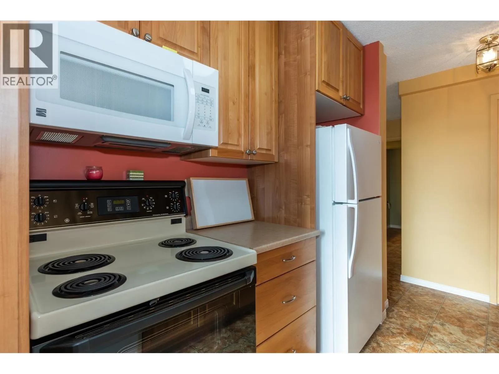 505 740 HAMILTON STREET