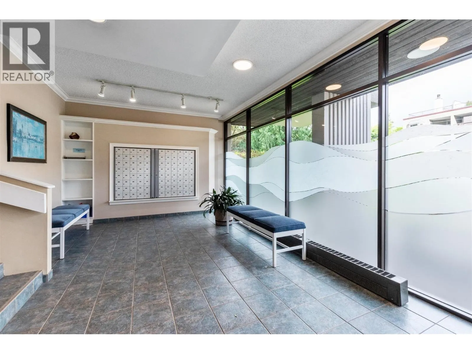 505 740 HAMILTON STREET