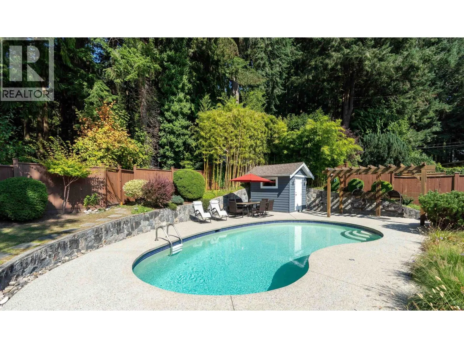 906 PROSPECT AVENUE