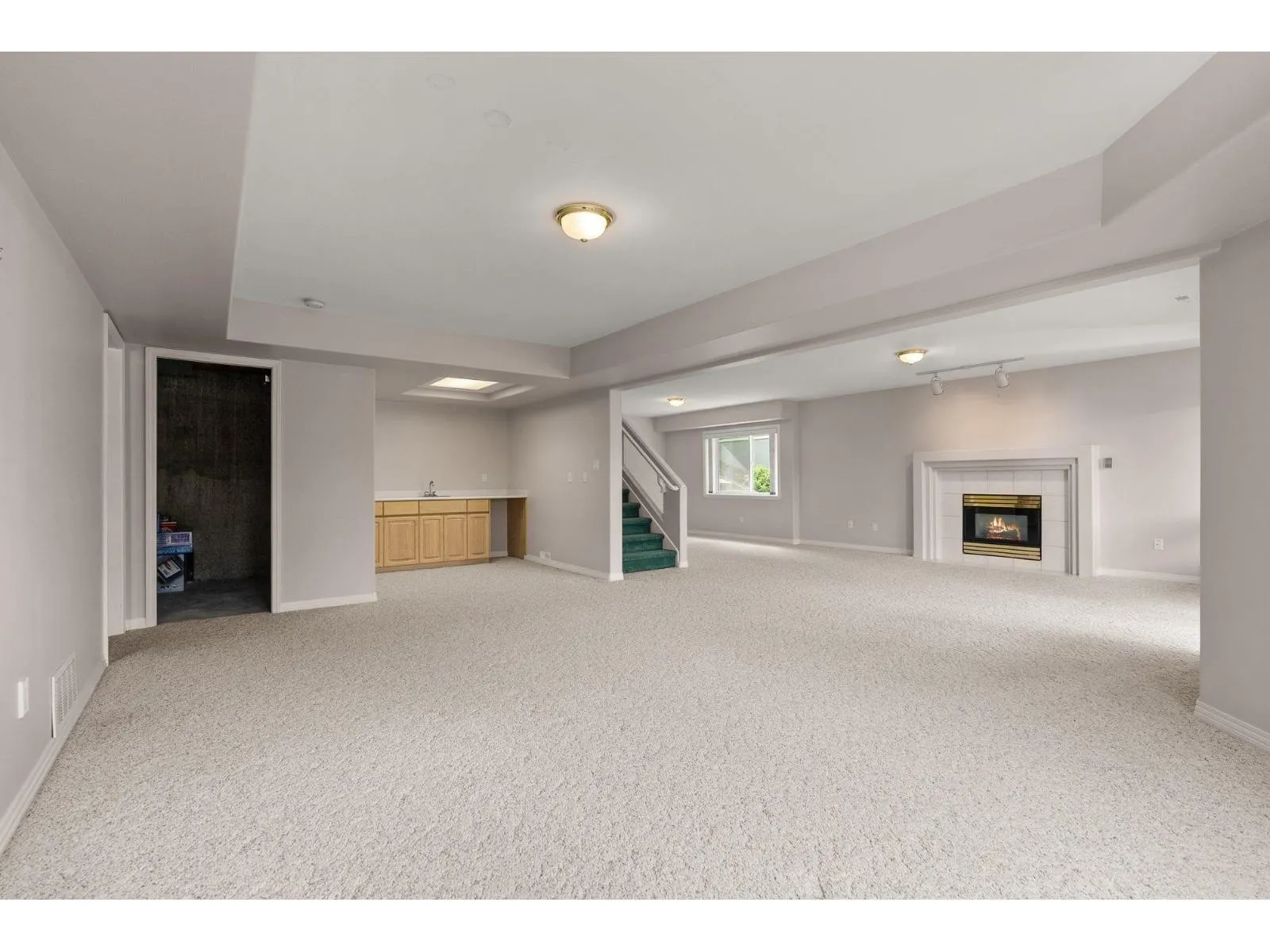 9 31445 RIDGEVIEW DRIVE