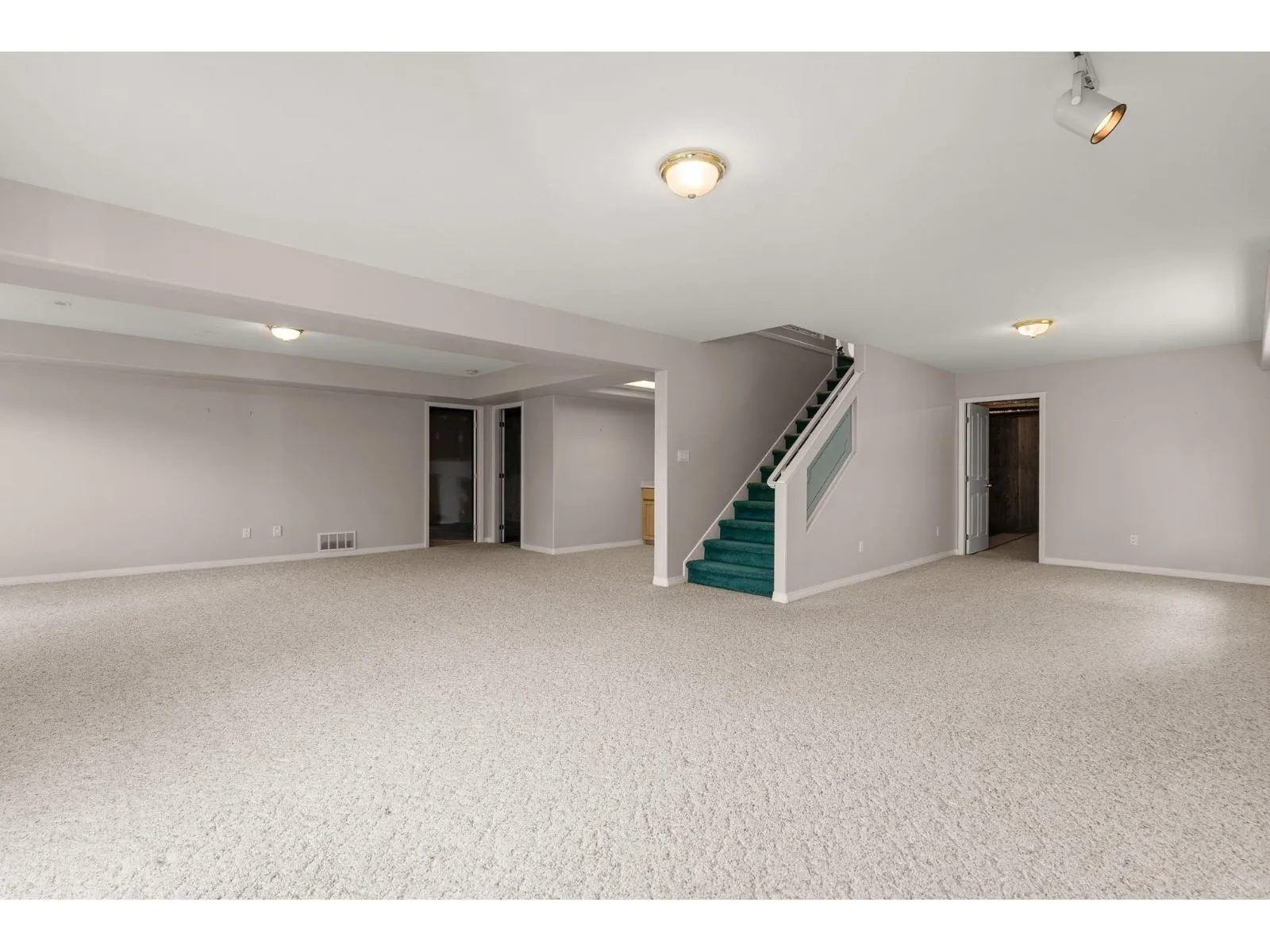 9 31445 RIDGEVIEW DRIVE