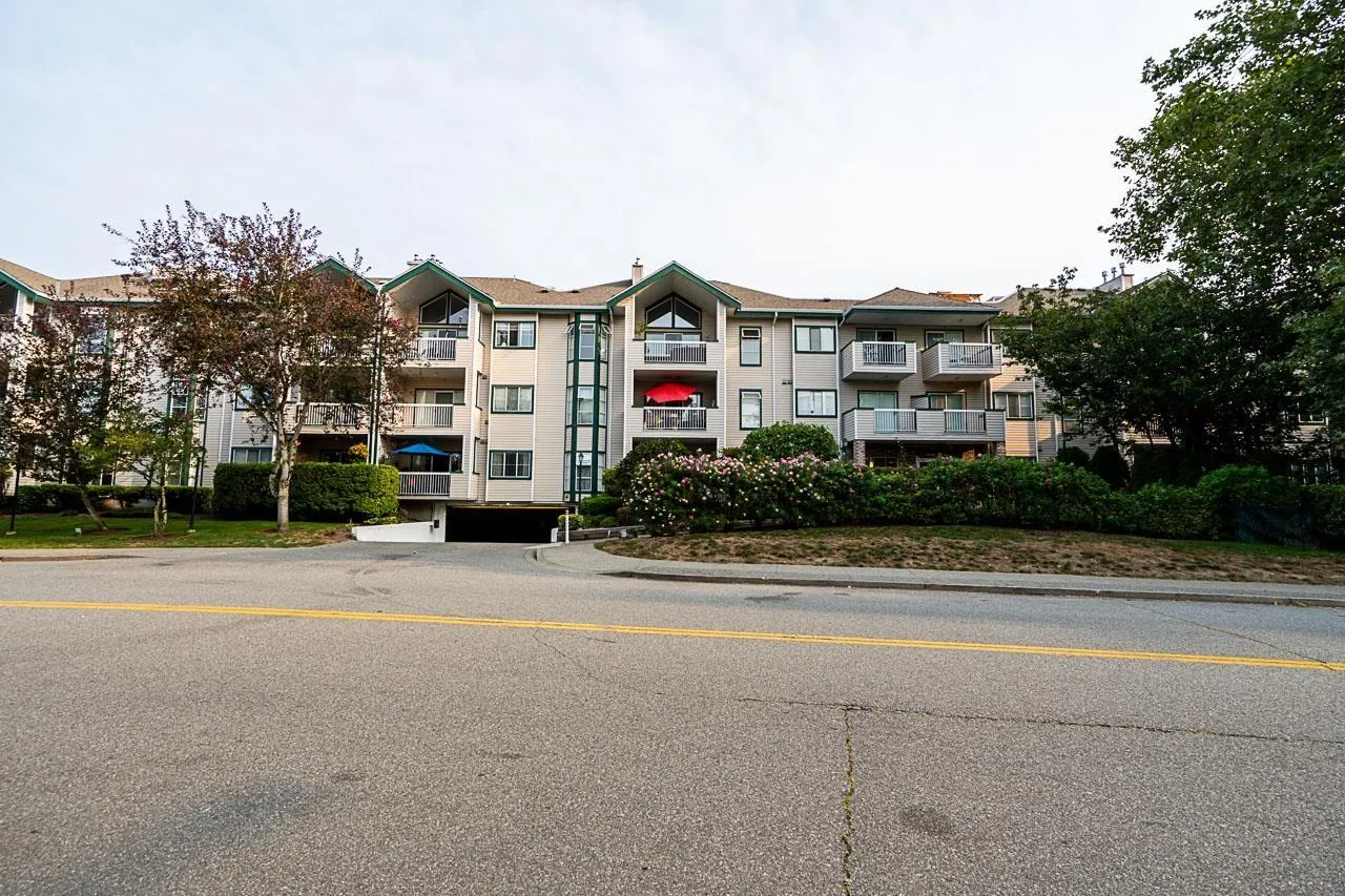 105 13911 70 AVENUE