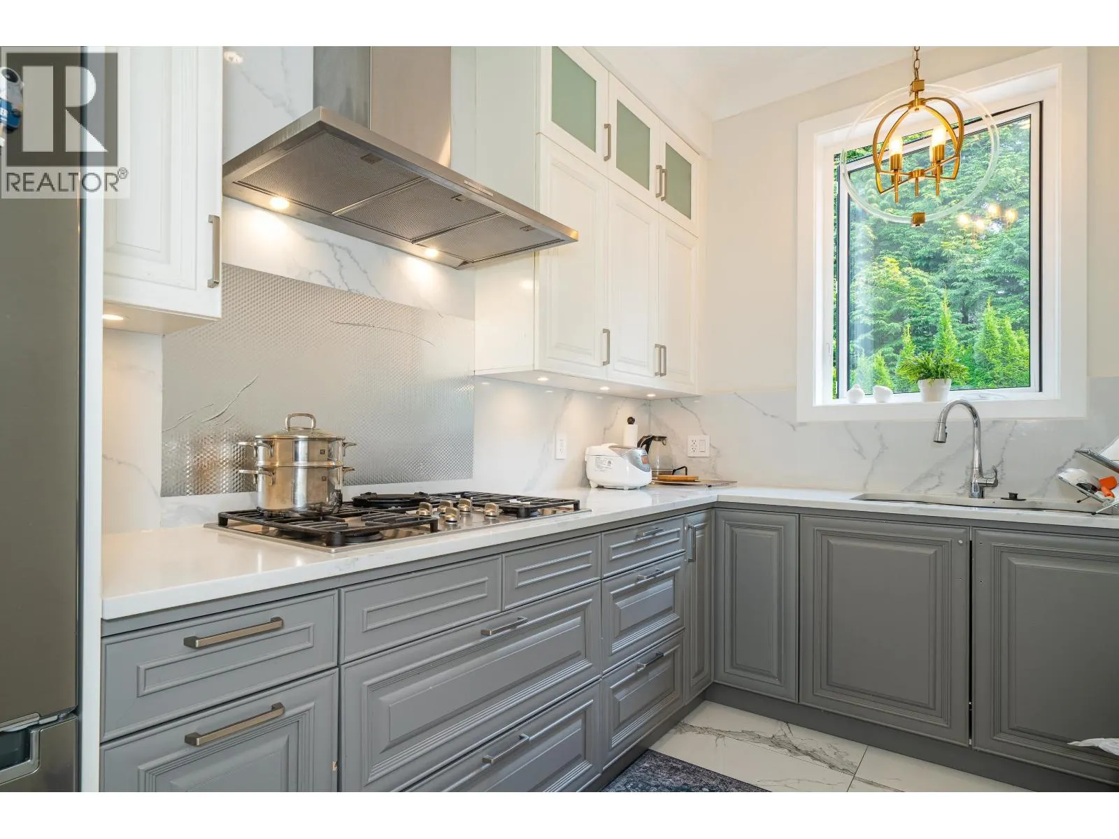 1048 HANDSWORTH ROAD
