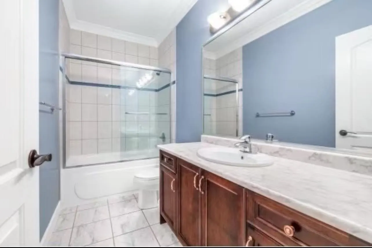 3xxx 162 STREET
