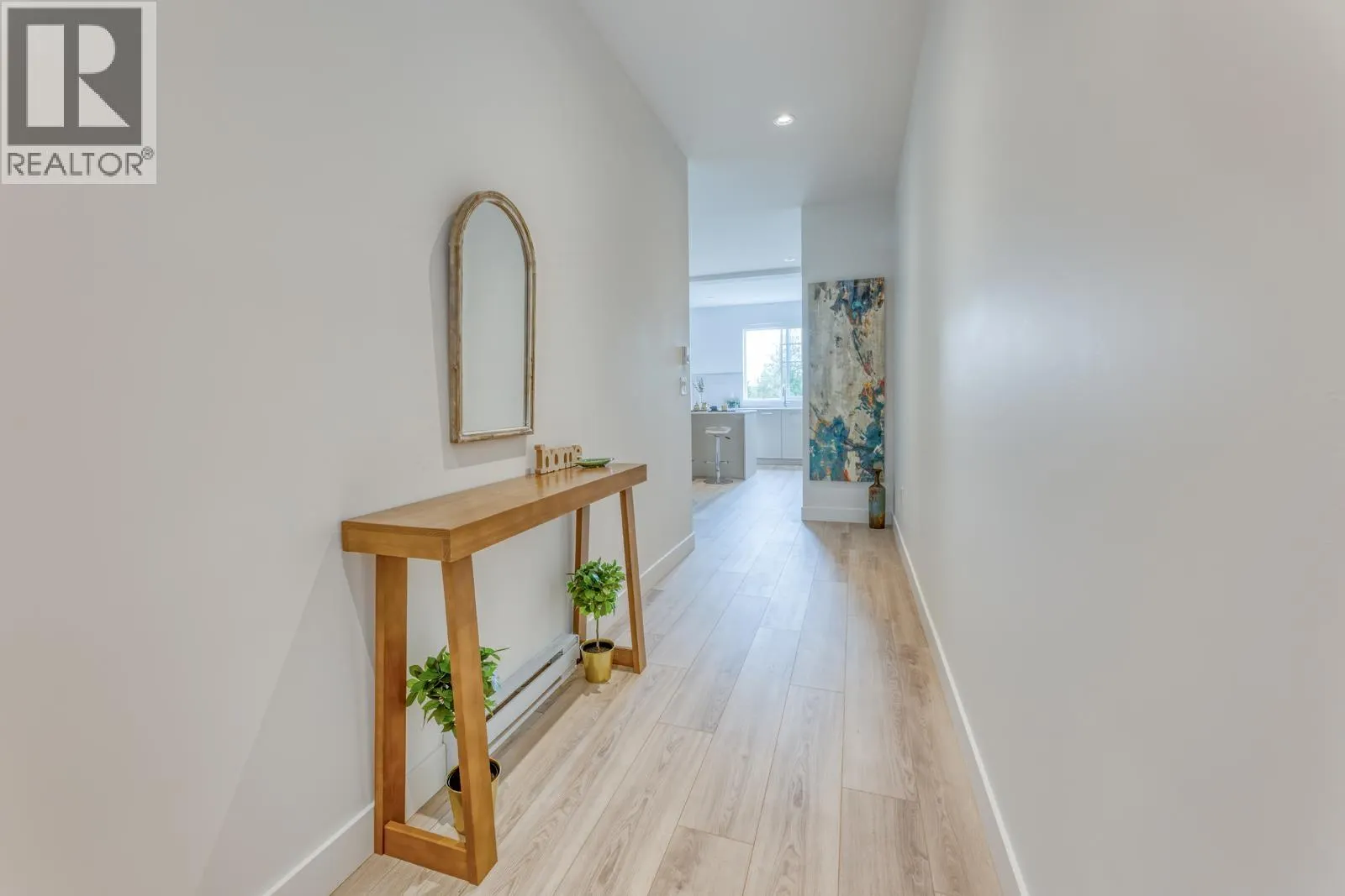 104 3421 QUEENSTON AVENUE