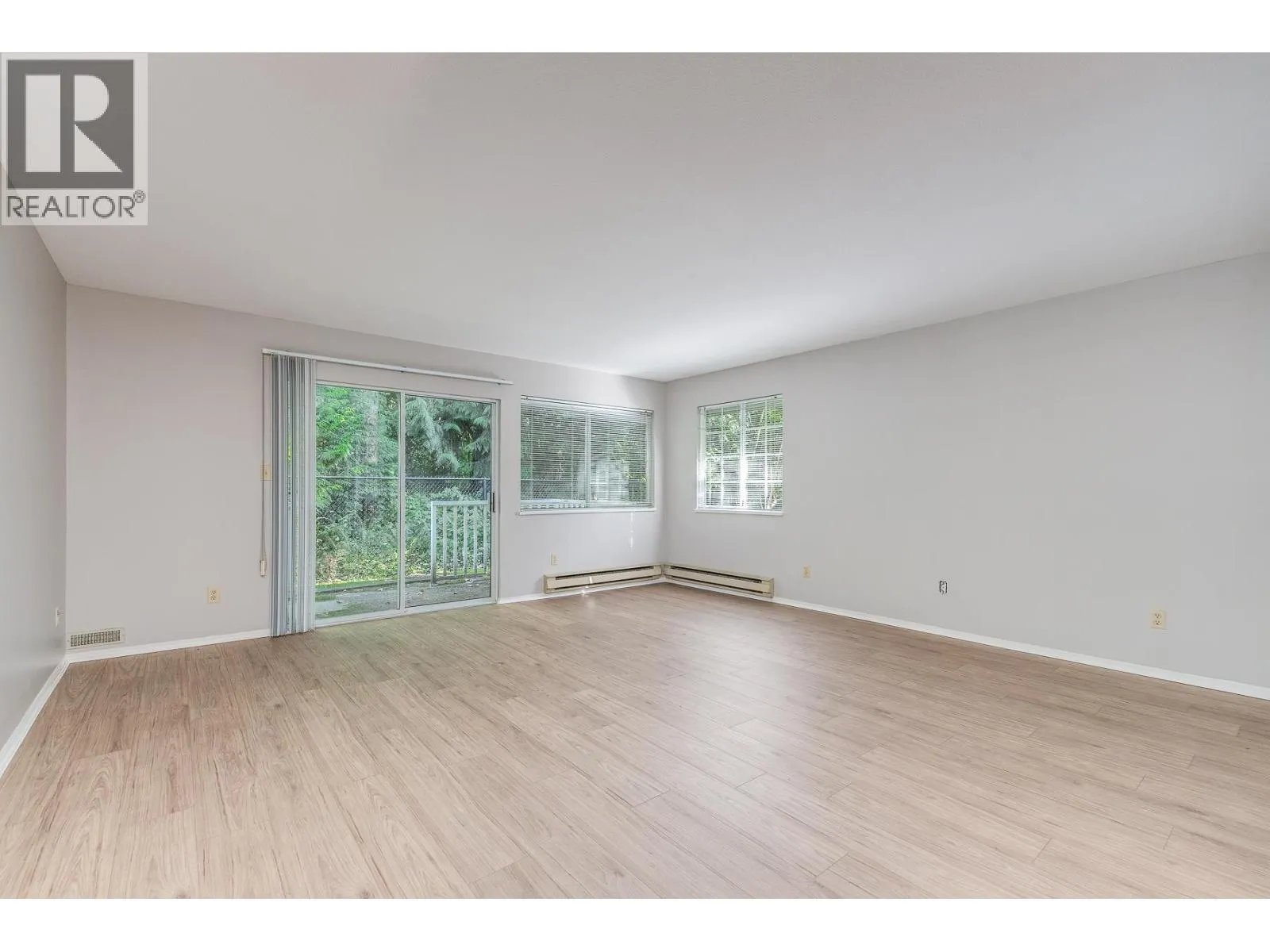 150 1386 LINCOLN DRIVE