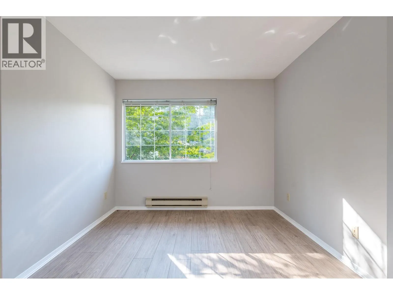 150 1386 LINCOLN DRIVE