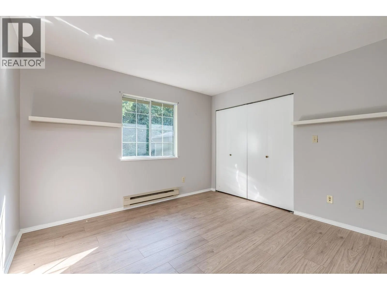 150 1386 LINCOLN DRIVE