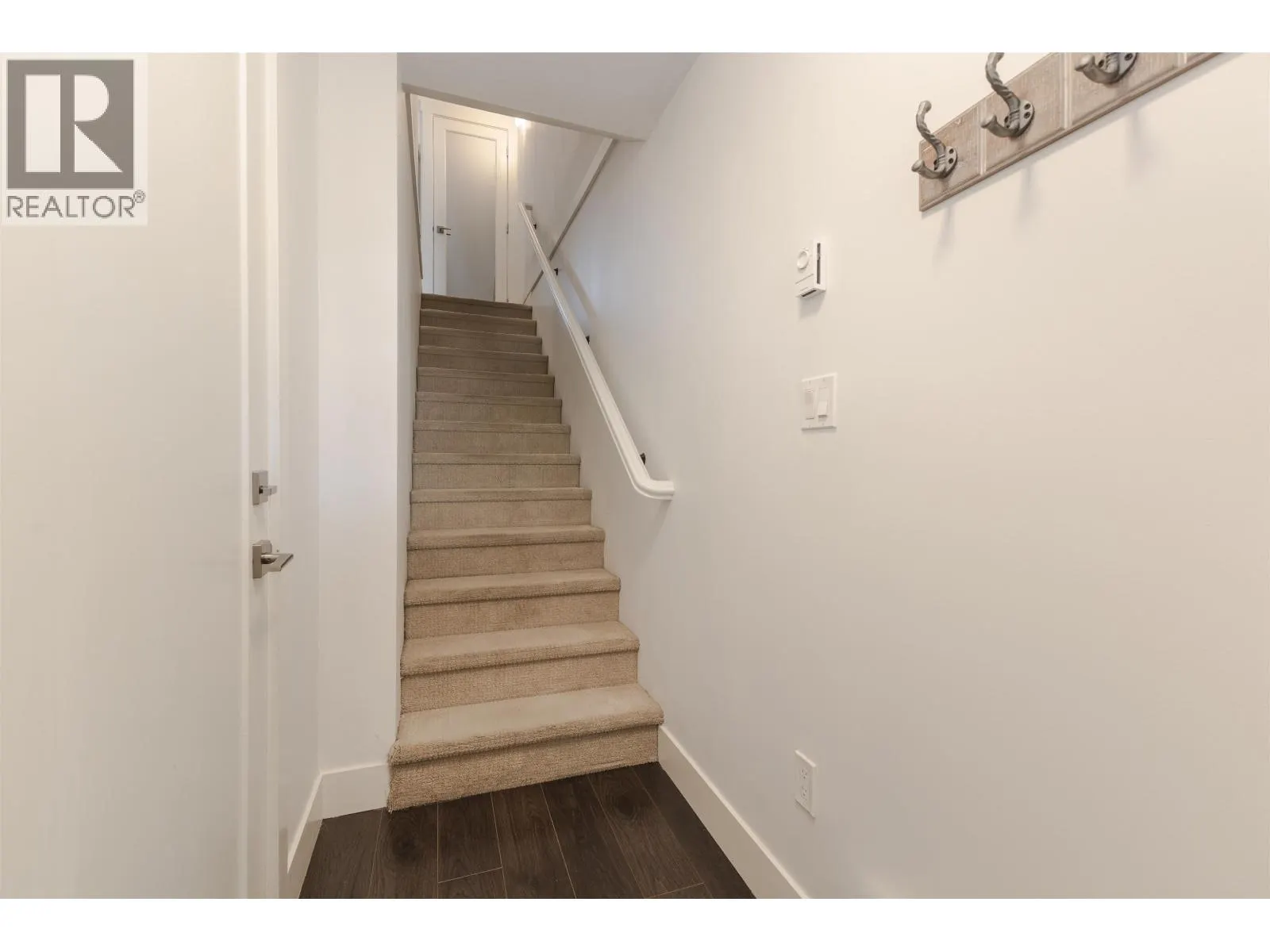 17 10151 240TH STREET