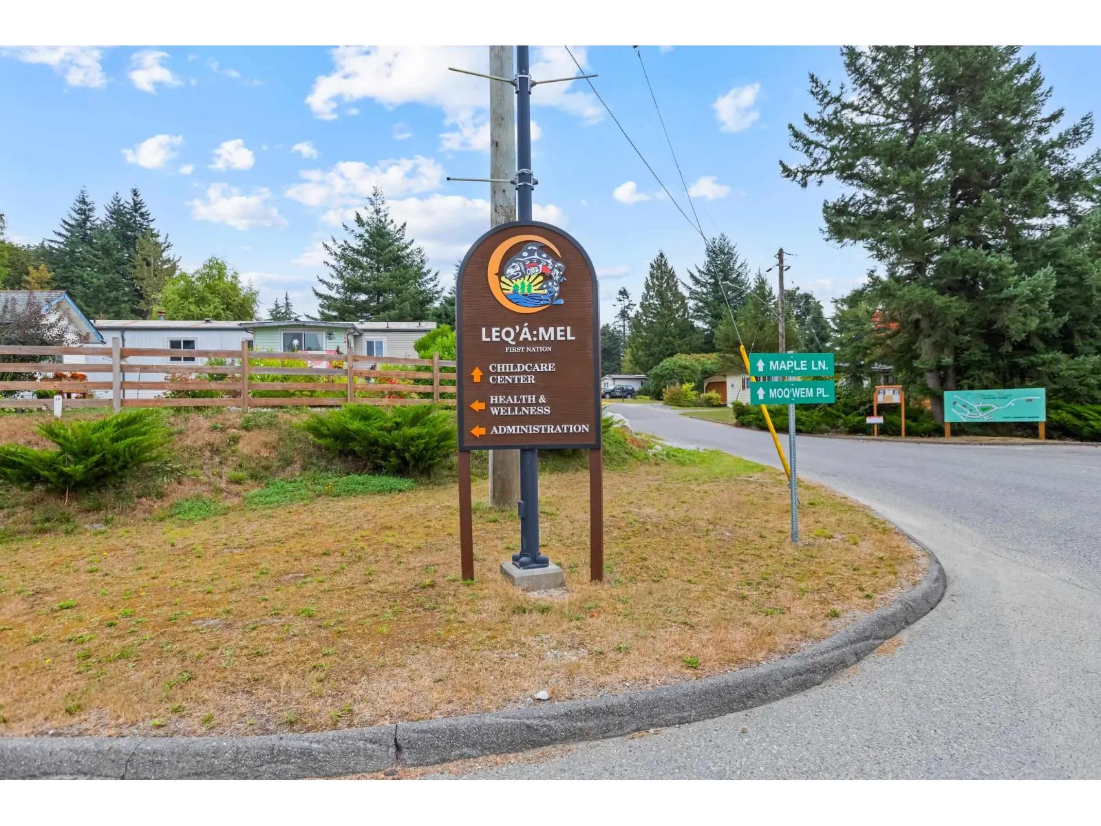 111 43201 LOUGHEED HIGHWAY